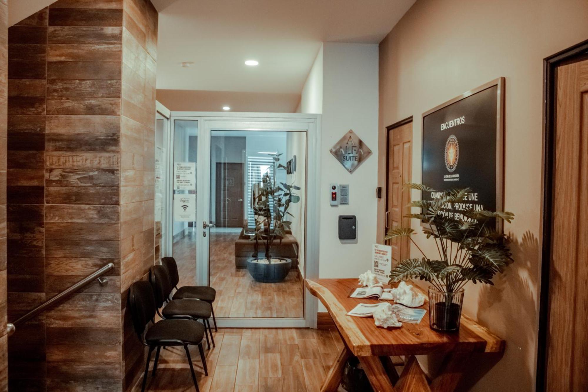 Sky Inn Hotel - Канкун Экстерьер фото